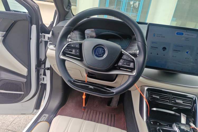 Used BYD Tang New Energy 2022 DM-p 215 km All-Wheel-Drive Deluxe Model Steering Wheel