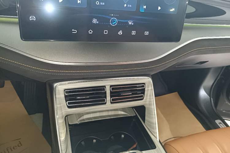 Used BYD Tang New Energy 2023 DM-i Champion Edition 112KM Prestige Model Audio And AC Panel