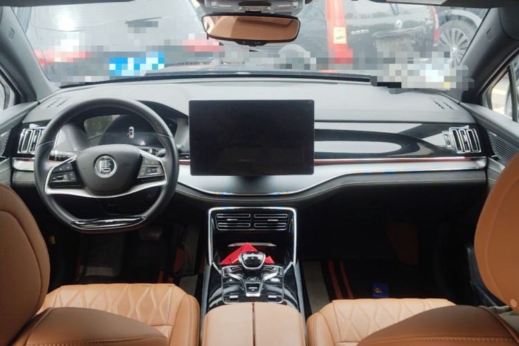 Used BYD Tang New Energy 2023 DM-i Champion Edition 112KM Prestige Model Center Console