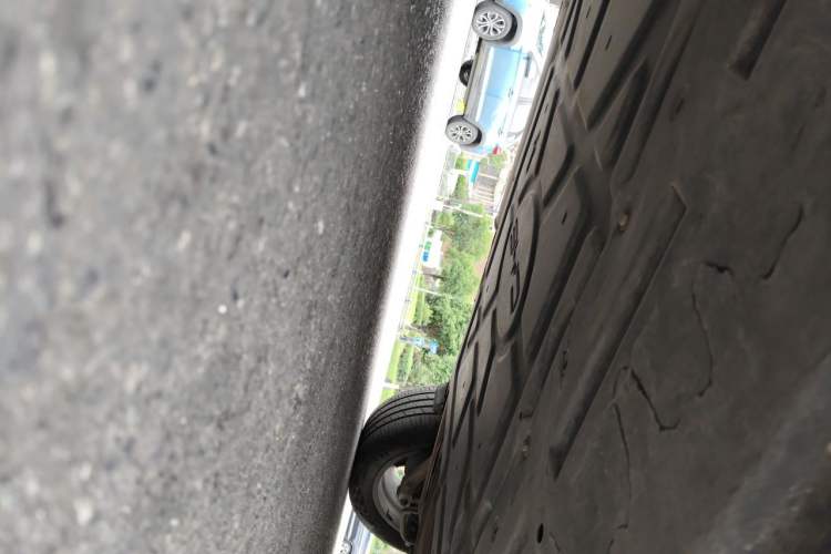Used BYD Tang New Energy 2023 DM-i Champion Edition 112KM Prestige Model Chassis Front Left