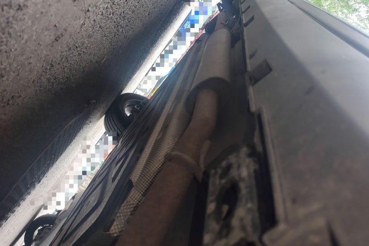 Used BYD Tang New Energy 2023 DM-i Champion Edition 112KM Prestige Model Chassis Front Right