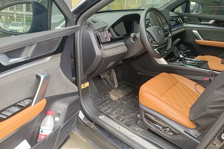 Used BYD Tang New Energy 2023 DM-i Champion Edition 112KM Prestige Model Driver Seat