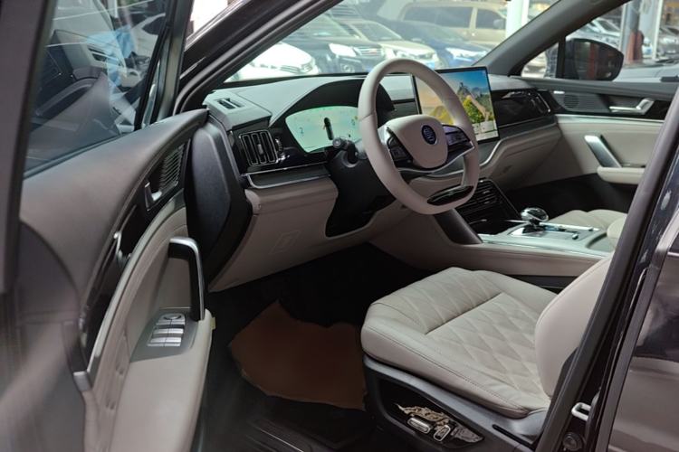 Used BYD Tang New Energy 2023 DM-i Champion Edition 112KM Prestige Model Driver Seat