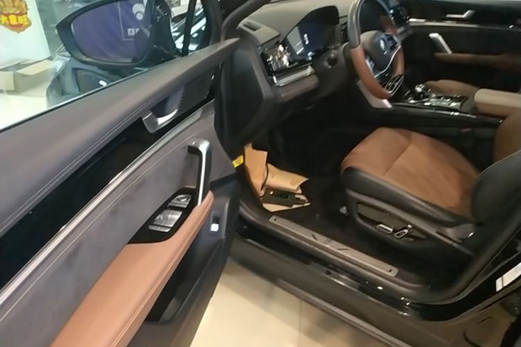 Used BYD Tang New Energy 2023 DM-i Champion Edition 112KM Prestige Model Driver Seat