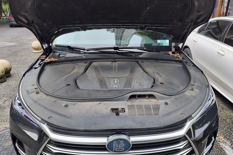 Used BYD Tang New Energy 2023 DM-i Champion Edition 112KM Prestige Model Engine Bay