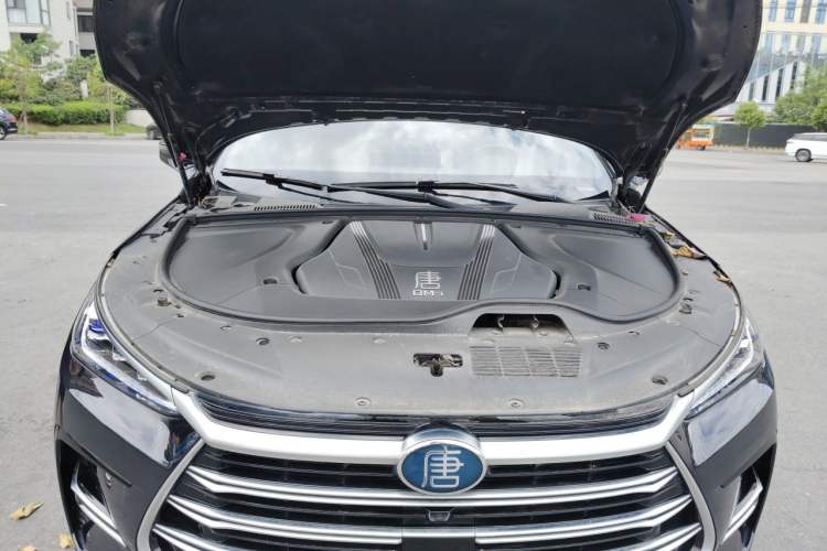 Used BYD Tang New Energy 2023 DM-i Champion Edition 112KM Prestige Model Engine Bay