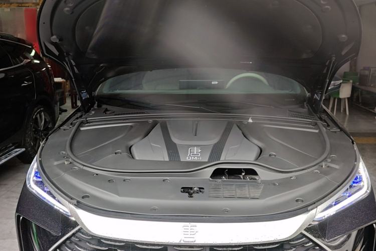 Used BYD Tang New Energy 2023 DM-i Champion Edition 112KM Prestige Model Engine Bay