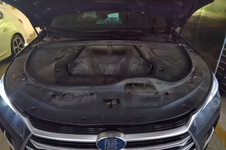 Used BYD Tang New Energy 2023 DM-i Champion Edition 112KM Prestige Model Engine Bay