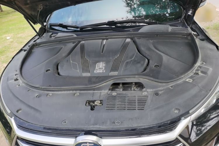 Used BYD Tang New Energy 2023 DM-i Champion Edition 112KM Prestige Model Engine Bay