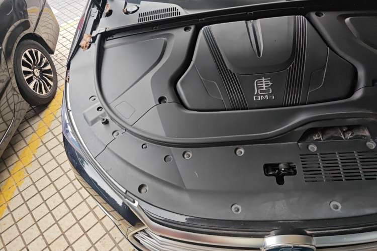 Used BYD Tang New Energy 2023 DM-i Champion Edition 112KM Prestige Model Engine Bay Right