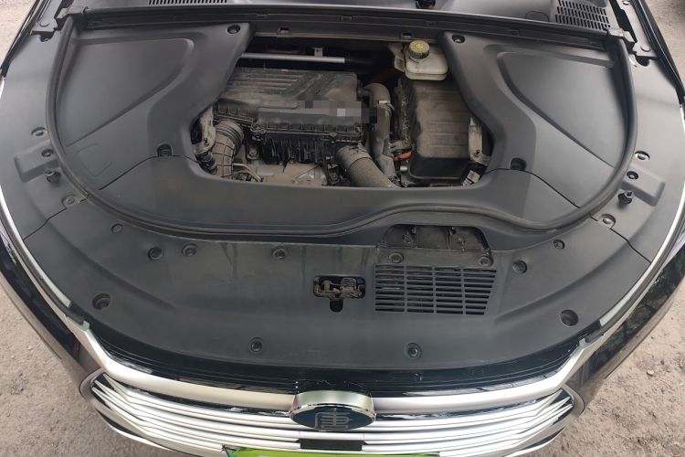 Used BYD Tang New Energy 2023 DM-i Champion Edition 112KM Prestige Model Engine Bay