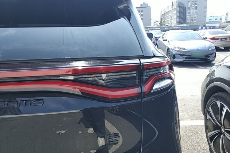 Used BYD Tang New Energy 2023 DM-i Champion Edition 112KM Prestige Model Exterior 3