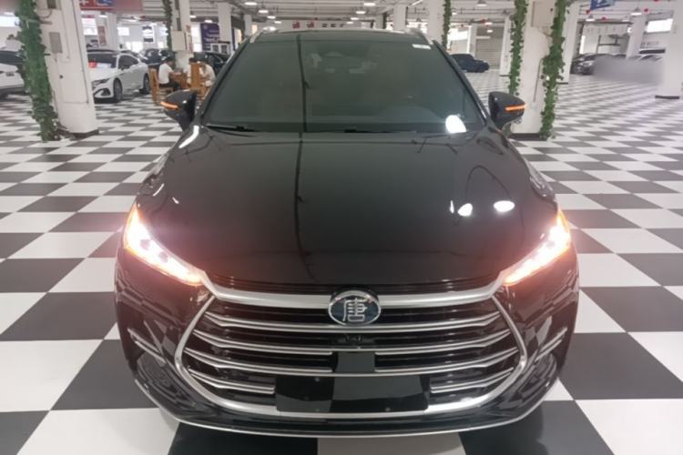 Used BYD Tang New Energy 2023 DM-i Champion Edition 112KM Prestige Model Front