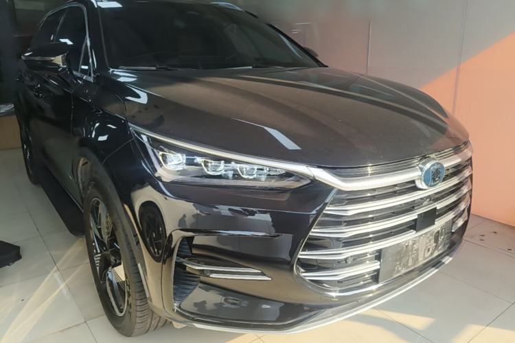 Used BYD Tang New Energy 2023 DM-i Champion Edition 112KM Prestige Model Front Right 45 Deg