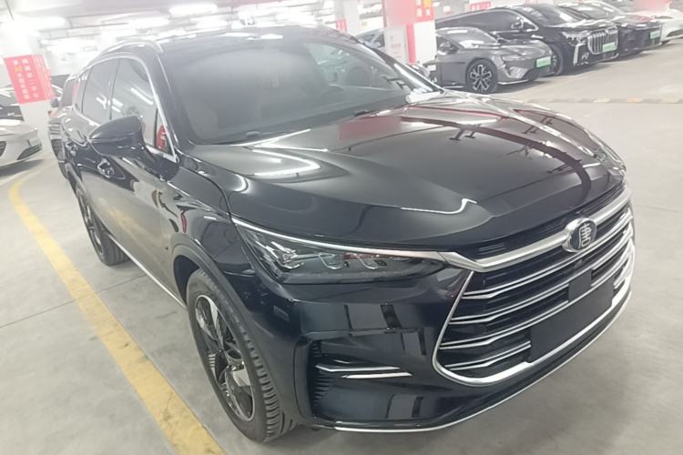 Used BYD Tang New Energy 2023 DM-i Champion Edition 112KM Prestige Model Front Right 45 Deg
