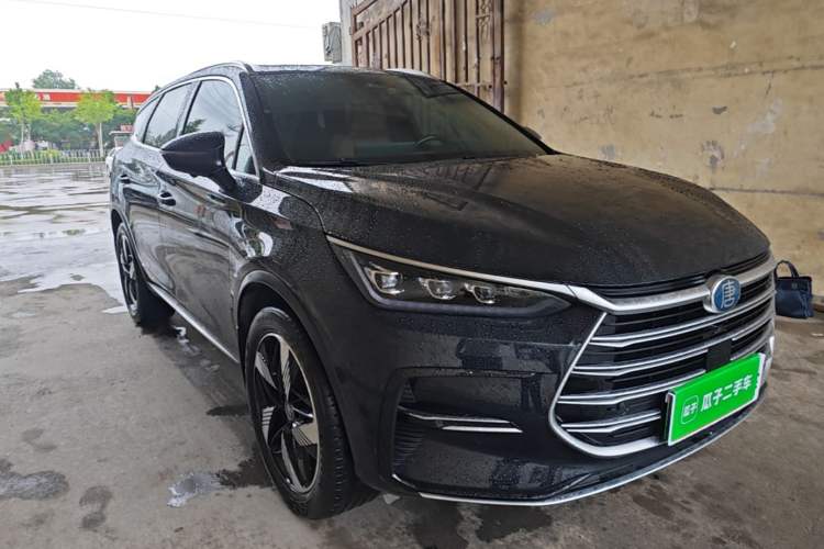 Used BYD Tang New Energy 2023 DM-i Champion Edition 112KM Prestige Model Front Right 45 Deg