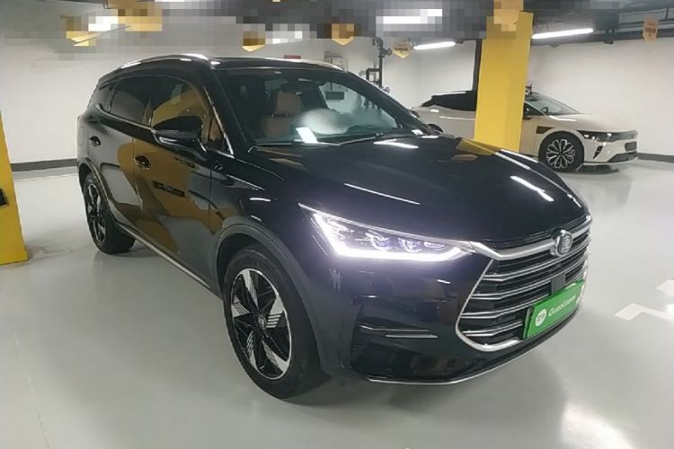 Used BYD Tang New Energy 2023 DM-i Champion Edition 112KM Prestige Model Front Right 45 Deg