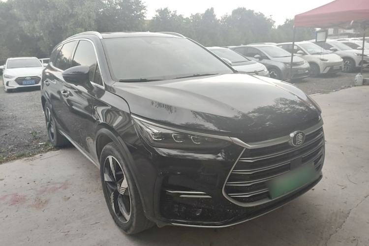Used BYD Tang New Energy 2023 DM-i Champion Edition 112KM Prestige Model Front Right 45 Deg