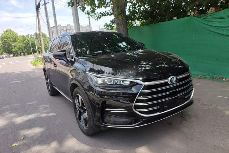 Used BYD Tang New Energy 2023 DM-i Champion Edition 112KM Prestige Model Front Right 45 Deg