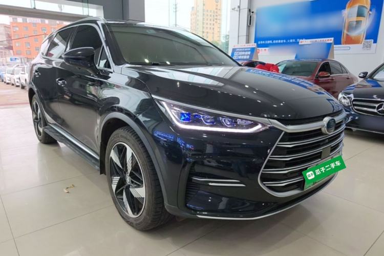 Used BYD Tang New Energy 2023 DM-i Champion Edition 112KM Prestige Model Front Right 45 Deg