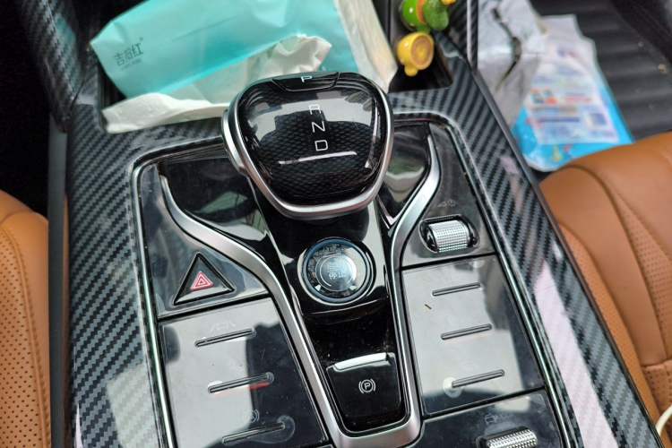Used BYD Tang New Energy 2023 DM-i Champion Edition 112KM Prestige Model Gear Lever