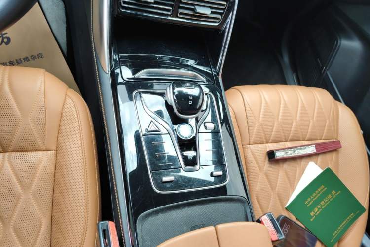 Used BYD Tang New Energy 2023 DM-i Champion Edition 112KM Prestige Model Gear Lever