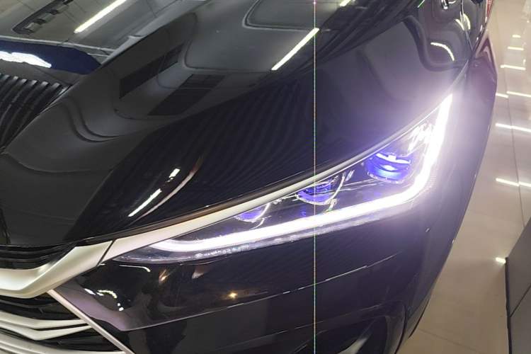 Used BYD Tang New Energy 2023 DM-i Champion Edition 112KM Prestige Model Left Front Headlight