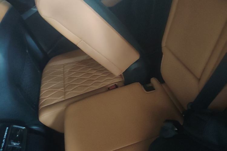 Used BYD Tang New Energy 2023 DM-i Champion Edition 112KM Prestige Model Left Rear Seat