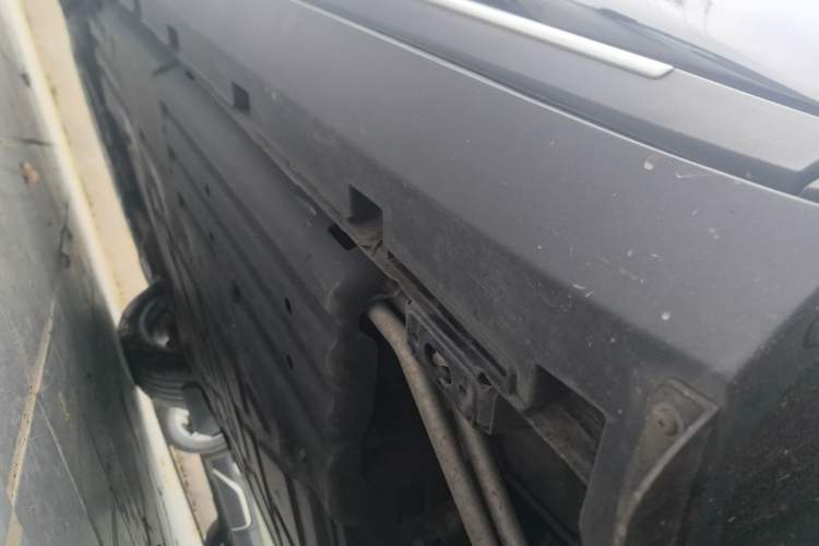Used BYD Tang New Energy 2023 DM-i Champion Edition 112KM Prestige Model Left Side Sill
