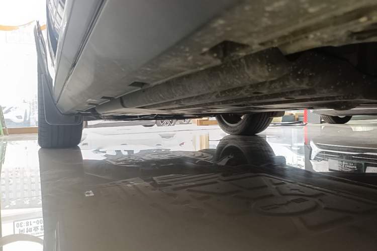 Used BYD Tang New Energy 2023 DM-i Champion Edition 112KM Prestige Model Left Side Sill