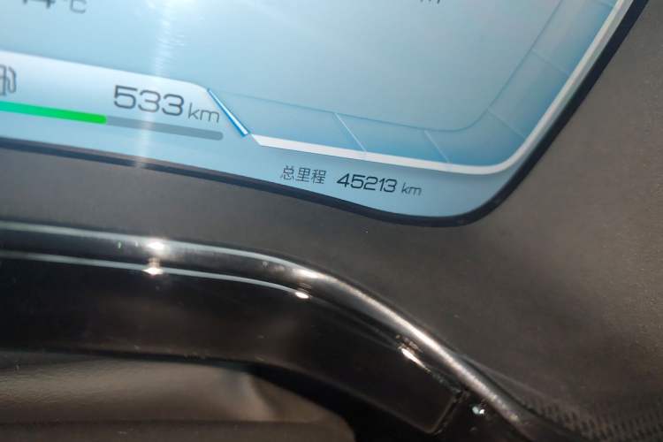 Used BYD Tang New Energy 2023 DM-i Champion Edition 112KM Prestige Model Odometer Close Up