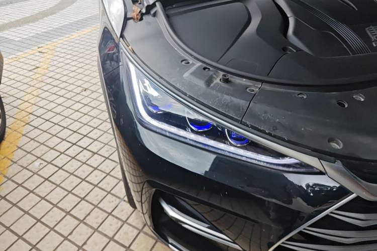 Used BYD Tang New Energy 2023 DM-i Champion Edition 112KM Prestige Model Right Front Headlight