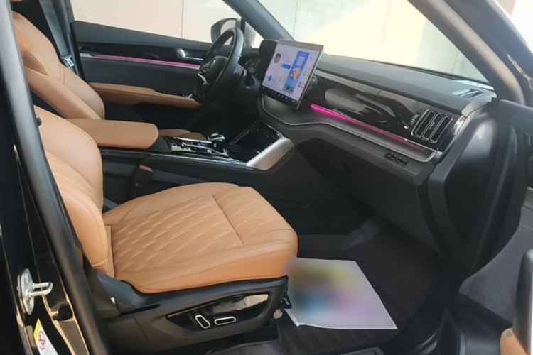 Used BYD Tang New Energy 2023 DM-i Champion Edition 112KM Prestige Model Right Front Seat