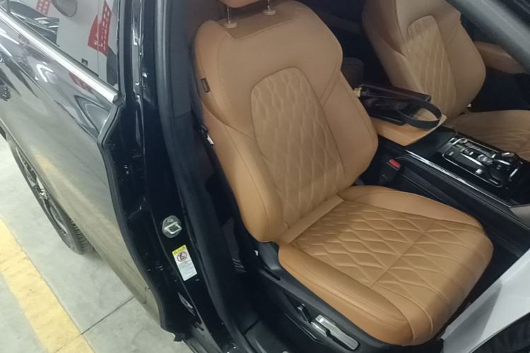 Used BYD Tang New Energy 2023 DM-i Champion Edition 112KM Prestige Model Right Front Seat