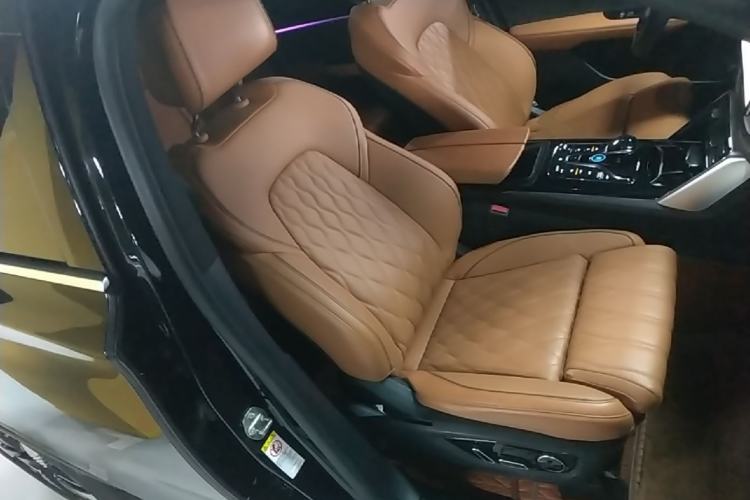 Used BYD Tang New Energy 2023 DM-i Champion Edition 112KM Prestige Model Right Front Seat