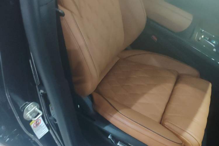 Used BYD Tang New Energy 2023 DM-i Champion Edition 112KM Prestige Model Right Front Seat