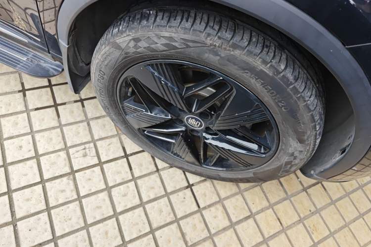 Used BYD Tang New Energy 2023 DM-i Champion Edition 112KM Prestige Model Right Front Wheel Hub