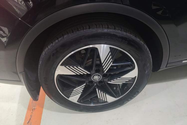 Used BYD Tang New Energy 2023 DM-i Champion Edition 112KM Prestige Model Right Rear Wheel Hub