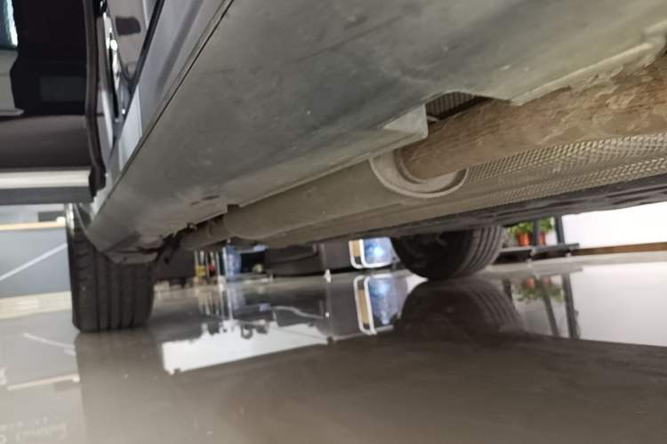Used BYD Tang New Energy 2023 DM-i Champion Edition 112KM Prestige Model Right Side Sill