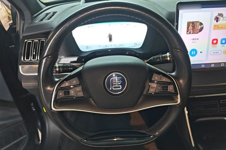 Used BYD Tang New Energy 2023 DM-i Champion Edition 112KM Prestige Model Steering Wheel