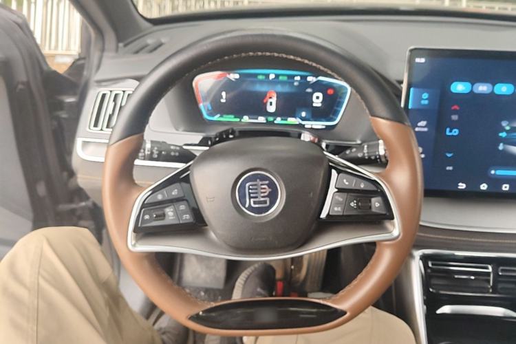 Used BYD Tang New Energy 2023 DM-i Champion Edition 112KM Prestige Model Steering Wheel