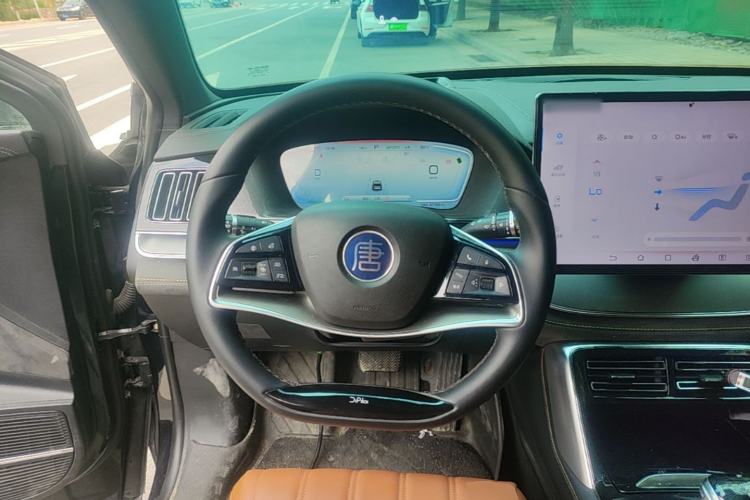 Used BYD Tang New Energy 2023 DM-i Champion Edition 112KM Prestige Model Steering Wheel