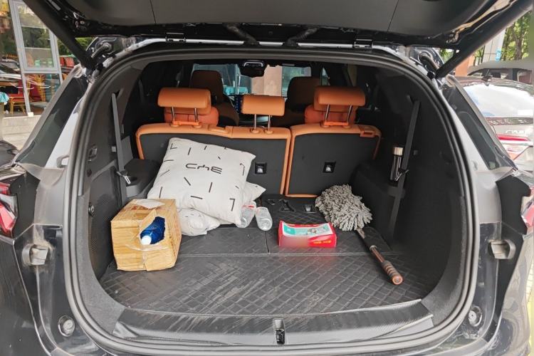 Used BYD Tang New Energy 2023 DM-i Champion Edition 112KM Prestige Model Trunk