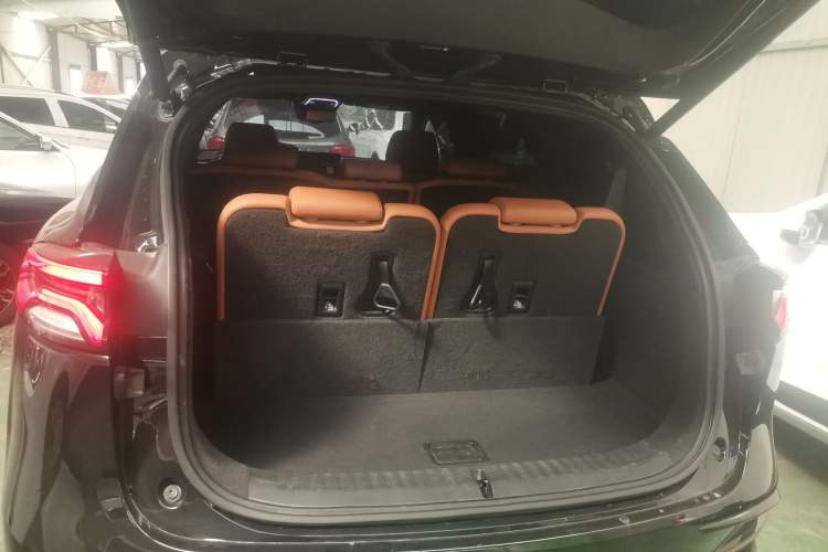Used BYD Tang New Energy 2023 DM-i Champion Edition 112KM Prestige Model Trunk