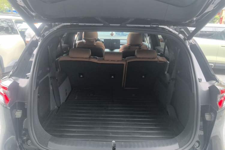Used BYD Tang New Energy 2023 DM-i Champion Edition 112KM Prestige Model Trunk