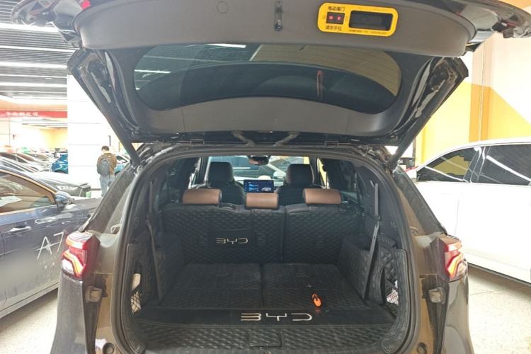 Used BYD Tang New Energy 2023 DM-i Champion Edition 112KM Prestige Model Trunk