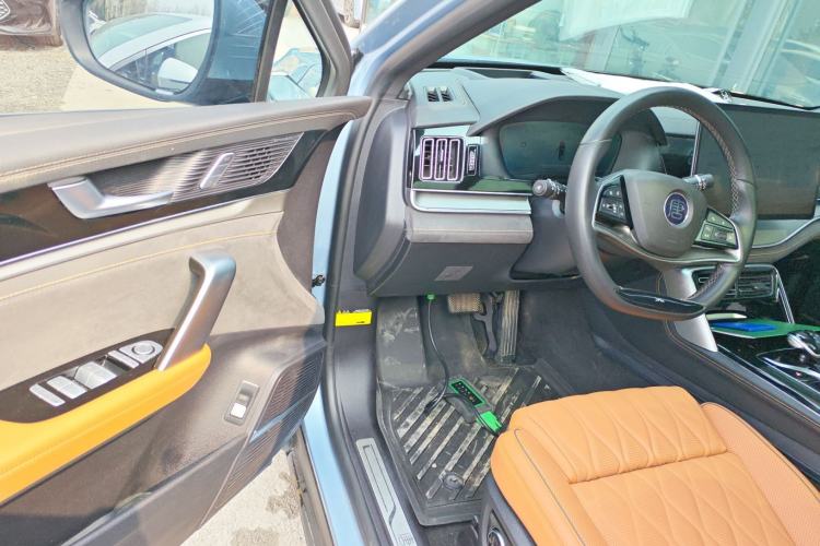 Used BYD Tang New Energy 2023 DM-i Champion Edition 112KM Prestige Model Driver Seat