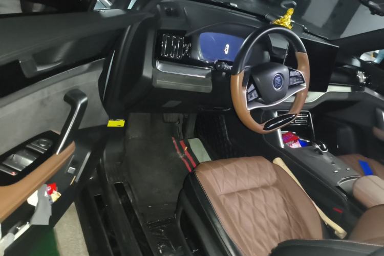 Used BYD Tang New Energy 2023 DM-i Champion Edition 112KM Prestige Model Driver Seat