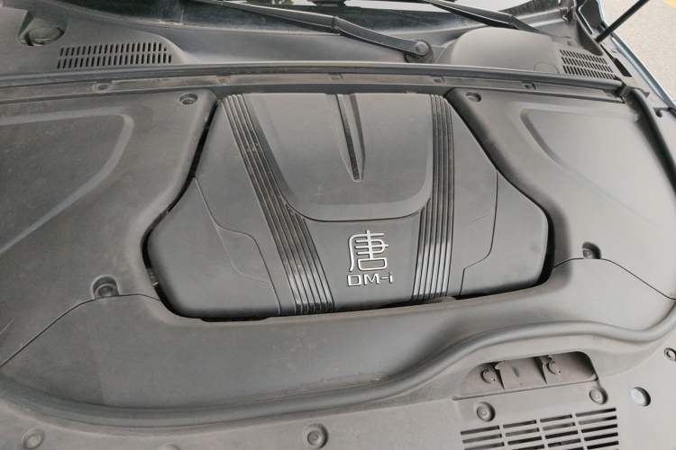 Used BYD Tang New Energy 2023 DM-i Champion Edition 112KM Prestige Model Engine Bay