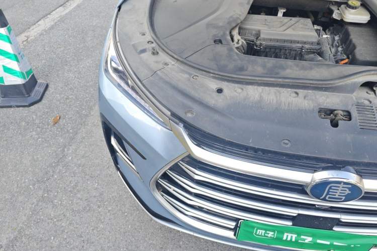 Used BYD Tang New Energy 2023 DM-i Champion Edition 112KM Prestige Model Engine Bay Right
